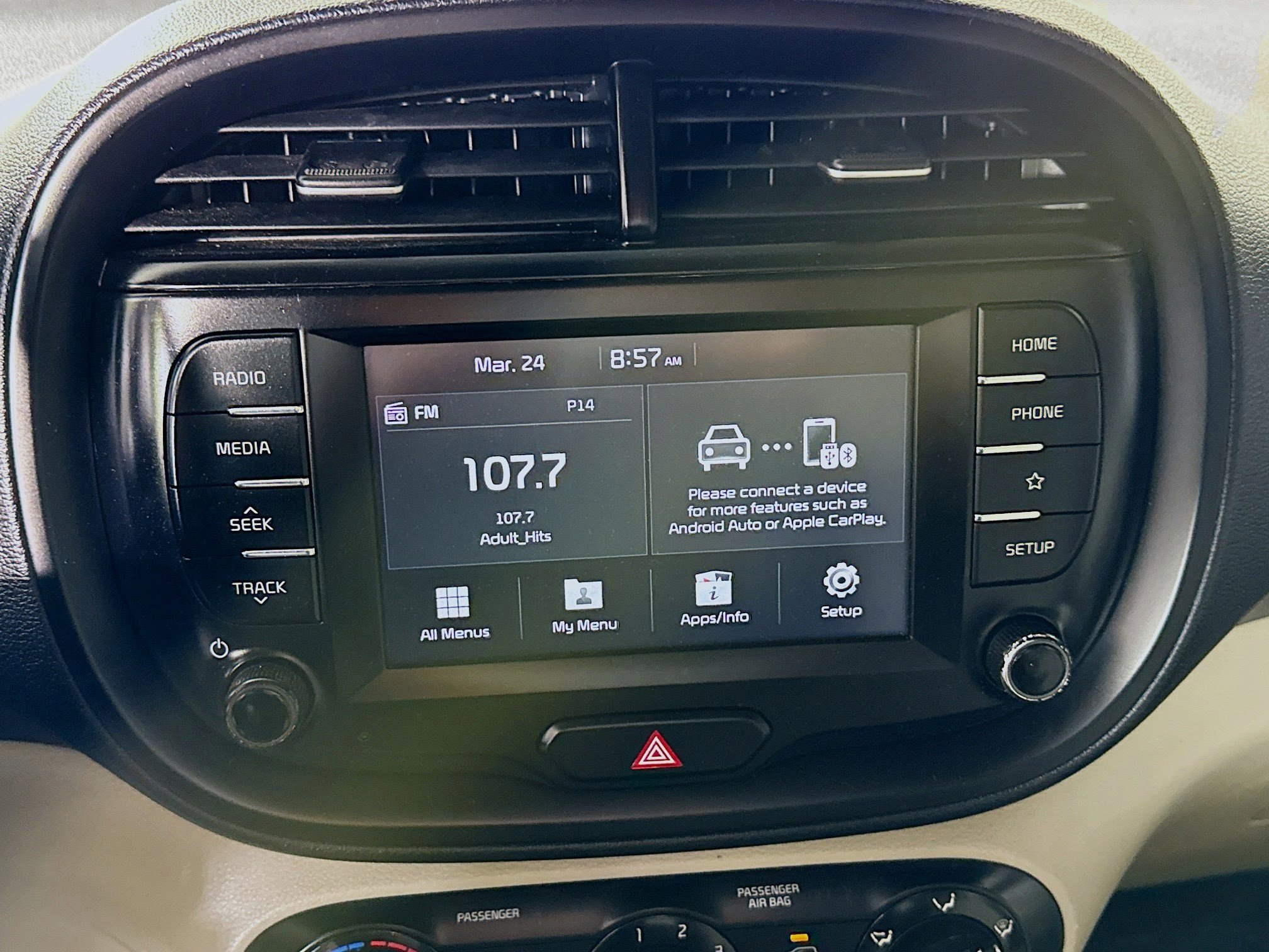 Used 2020 Kia Soul LX image 18