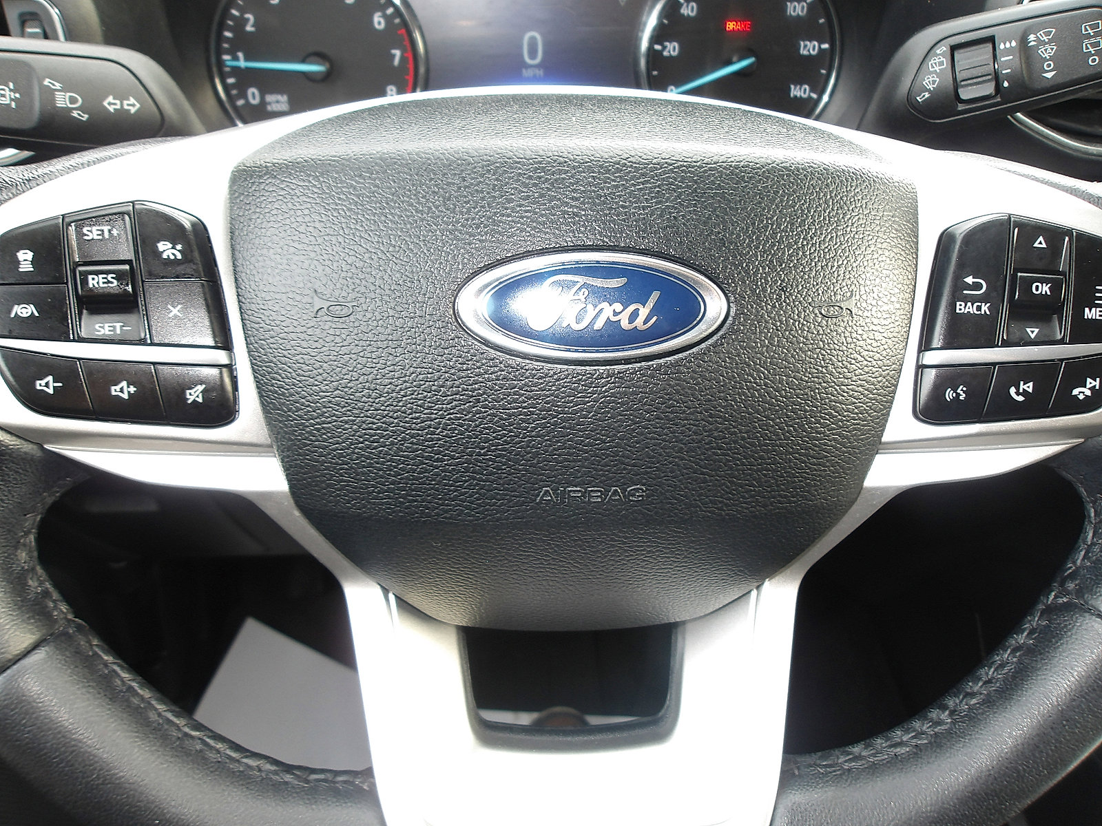 Used 2023 Ford Explorer Limited image 19