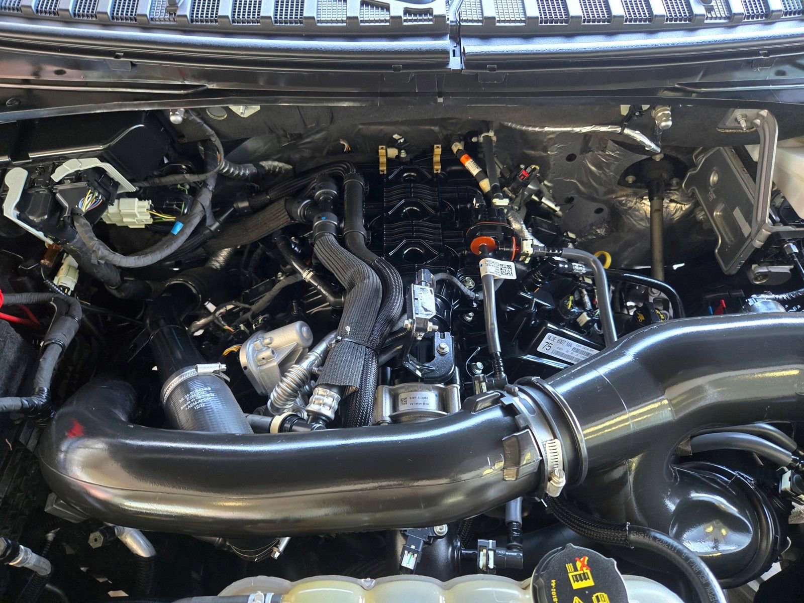 Used 2023 Ford Expedition Max XLT image 30