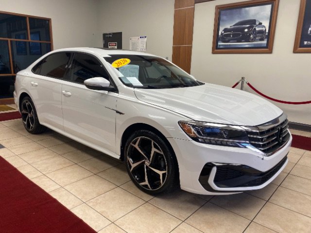 Used 2020 Volkswagen Passat 2.0T R-Line image 6