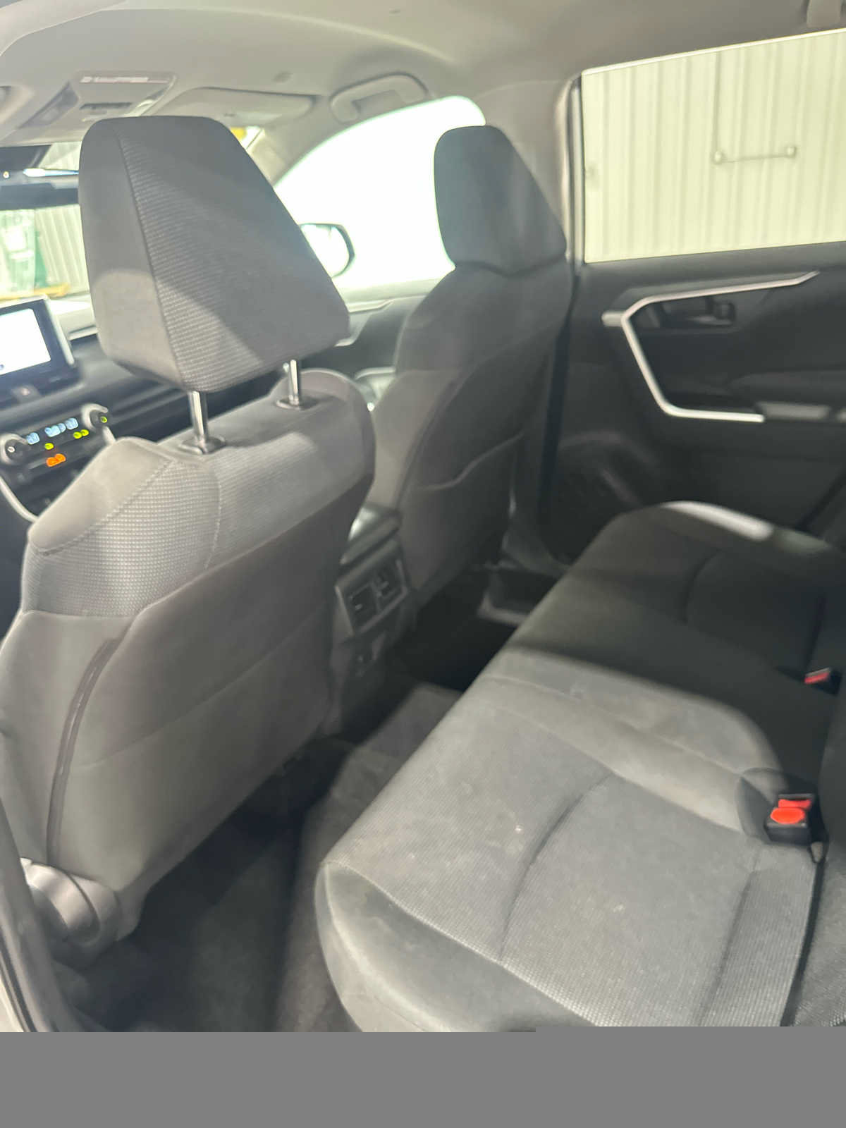 Used 2025 Toyota RAV4 LE AWD/4WD image 19