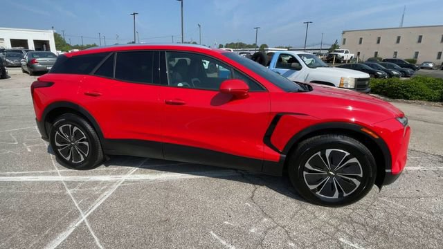 Used 2024 Chevrolet Blazer EV LT AWD/4WD image 3