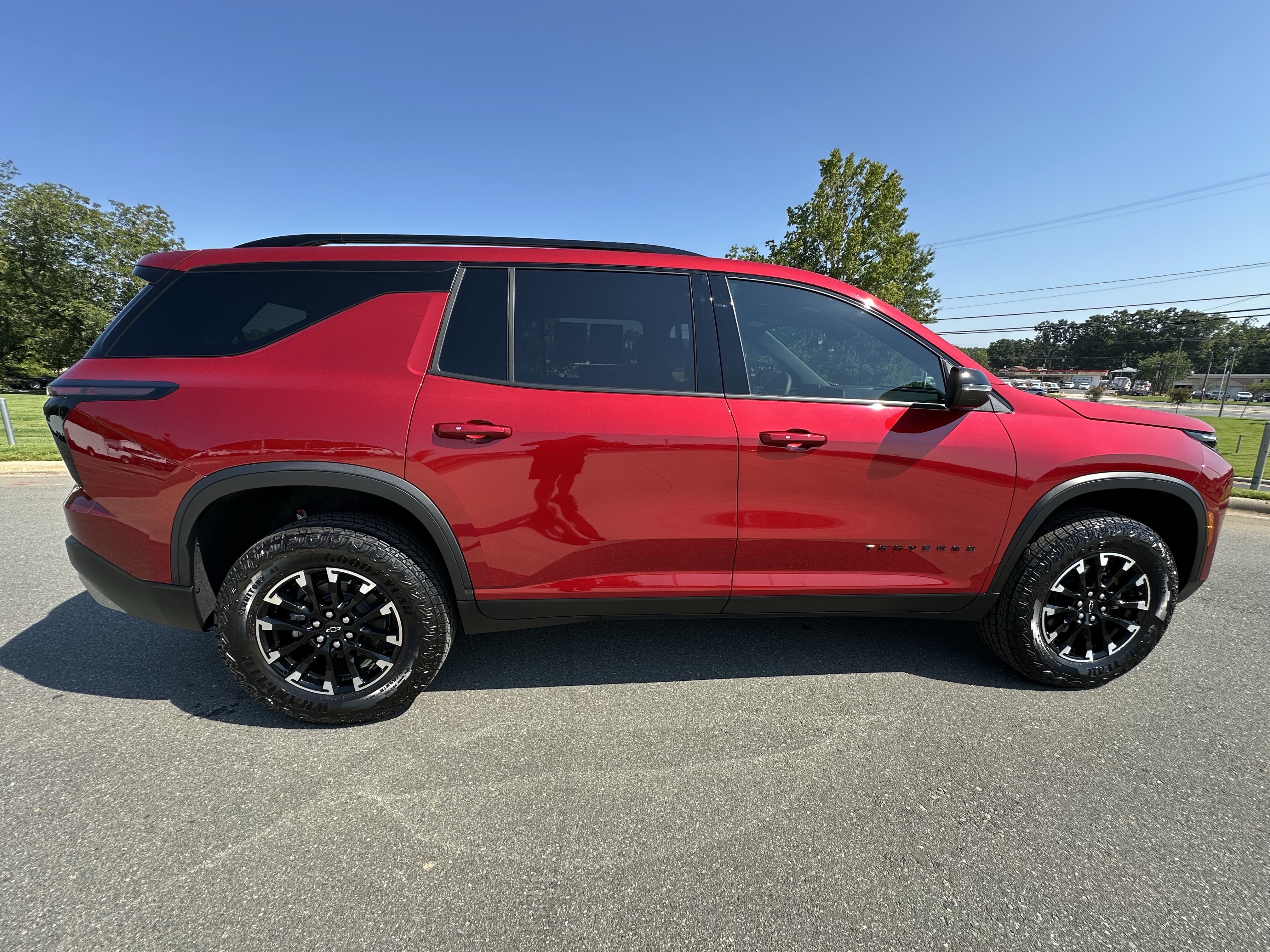 Used 2026 Chevrolet Traverse Z71 AWD/4WD image 10