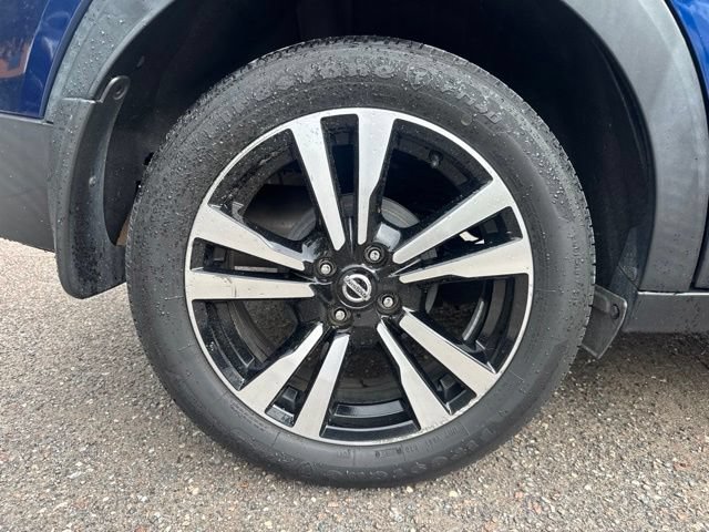 Used 2018 Nissan Kicks SV FWD image 8
