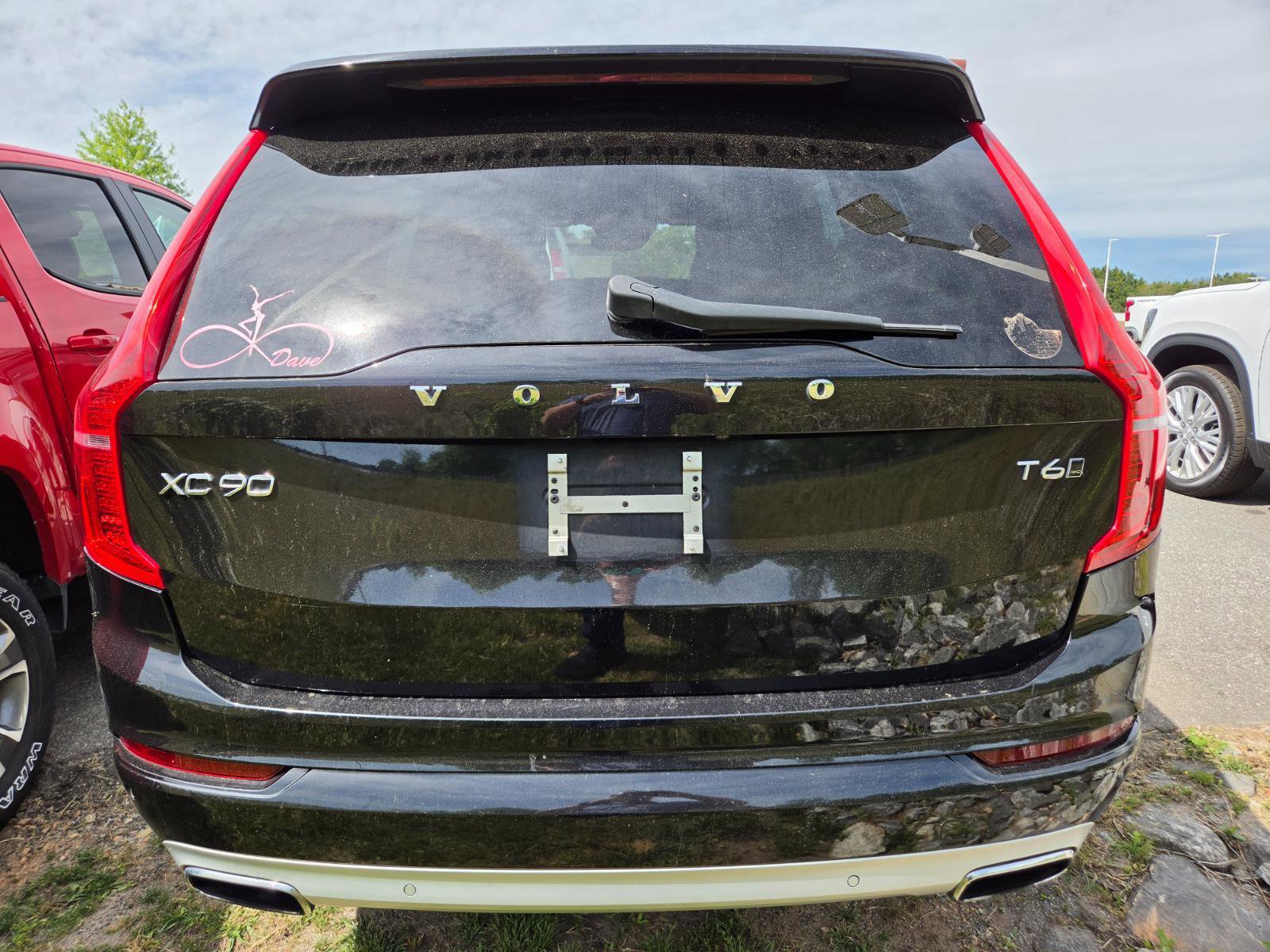 Used 2017 Volvo XC90 T6 Momentum w/ Vision Package image 6