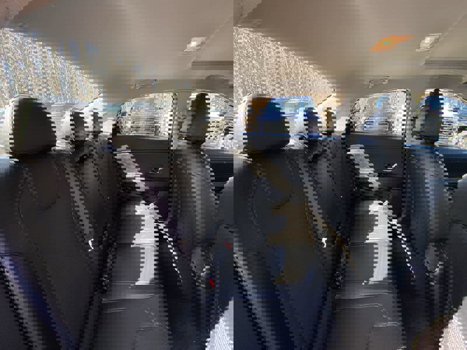 Used 2021 Hyundai Elantra Limited image 27