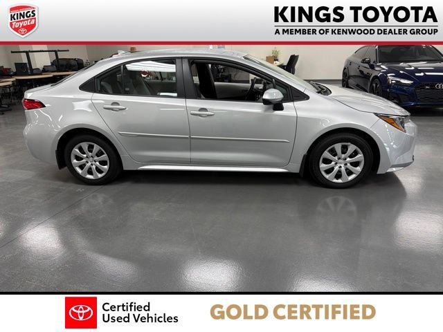 Certified 2025 Toyota Corolla LE FWD image 9