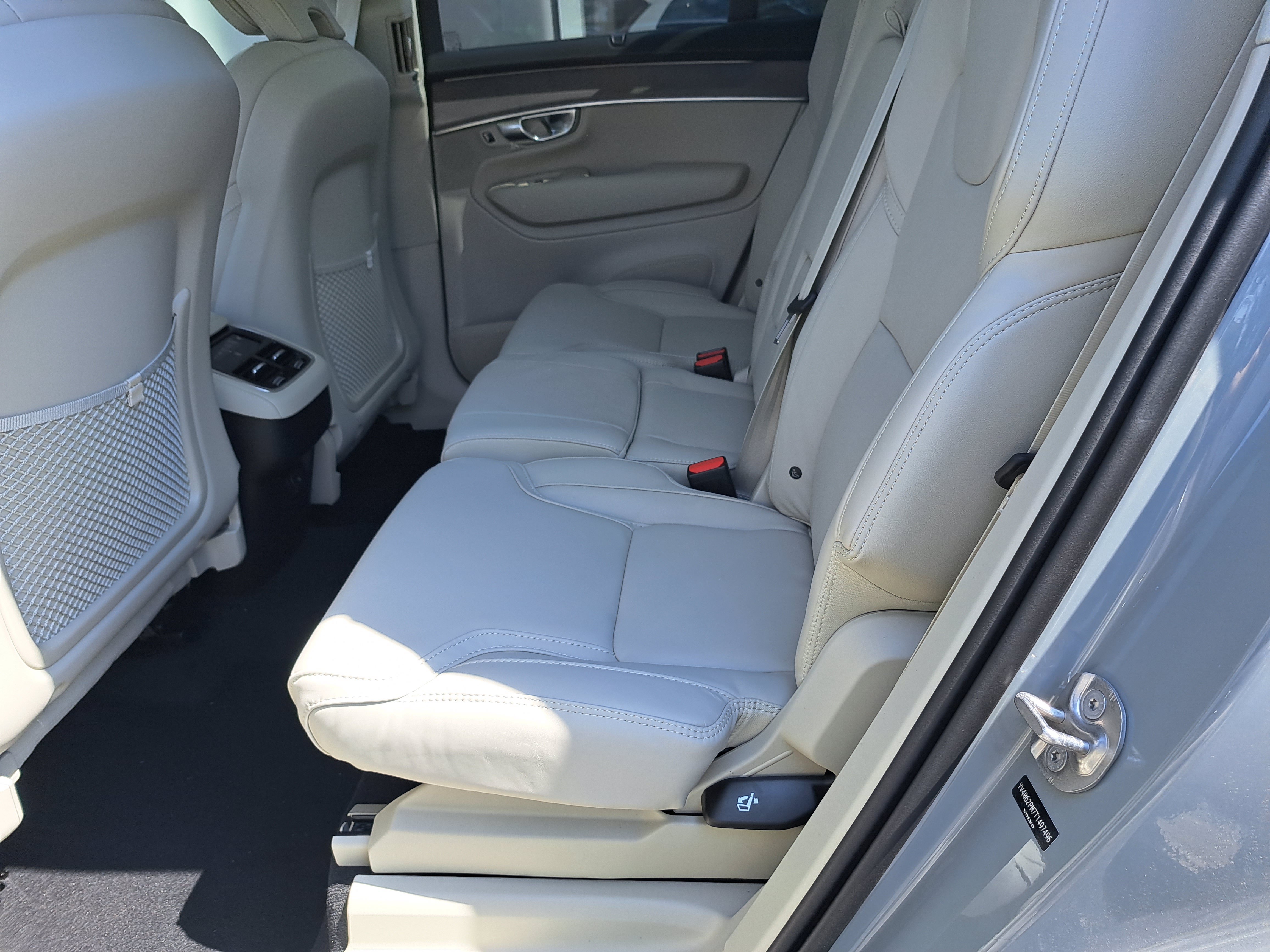 New 2026 Volvo XC90 B6 Ultra w/ Protection Package Premier AWD/4WD image 7