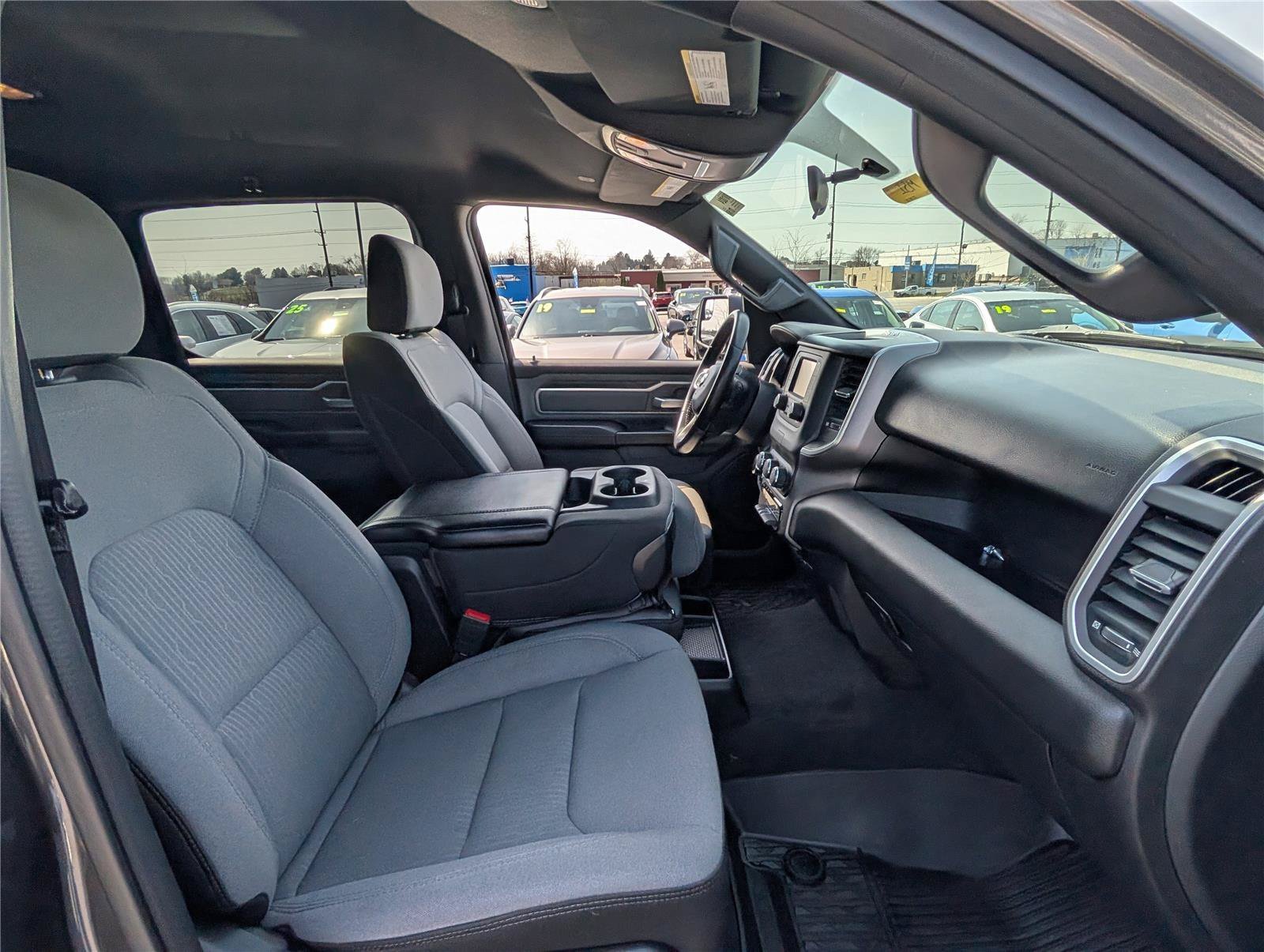 Used 2022 RAM 1500 Big Horn AWD/4WD image 11