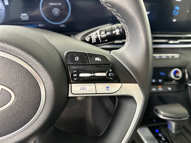Used 2024 Hyundai Elantra SEL w/ Convenience Package image 16