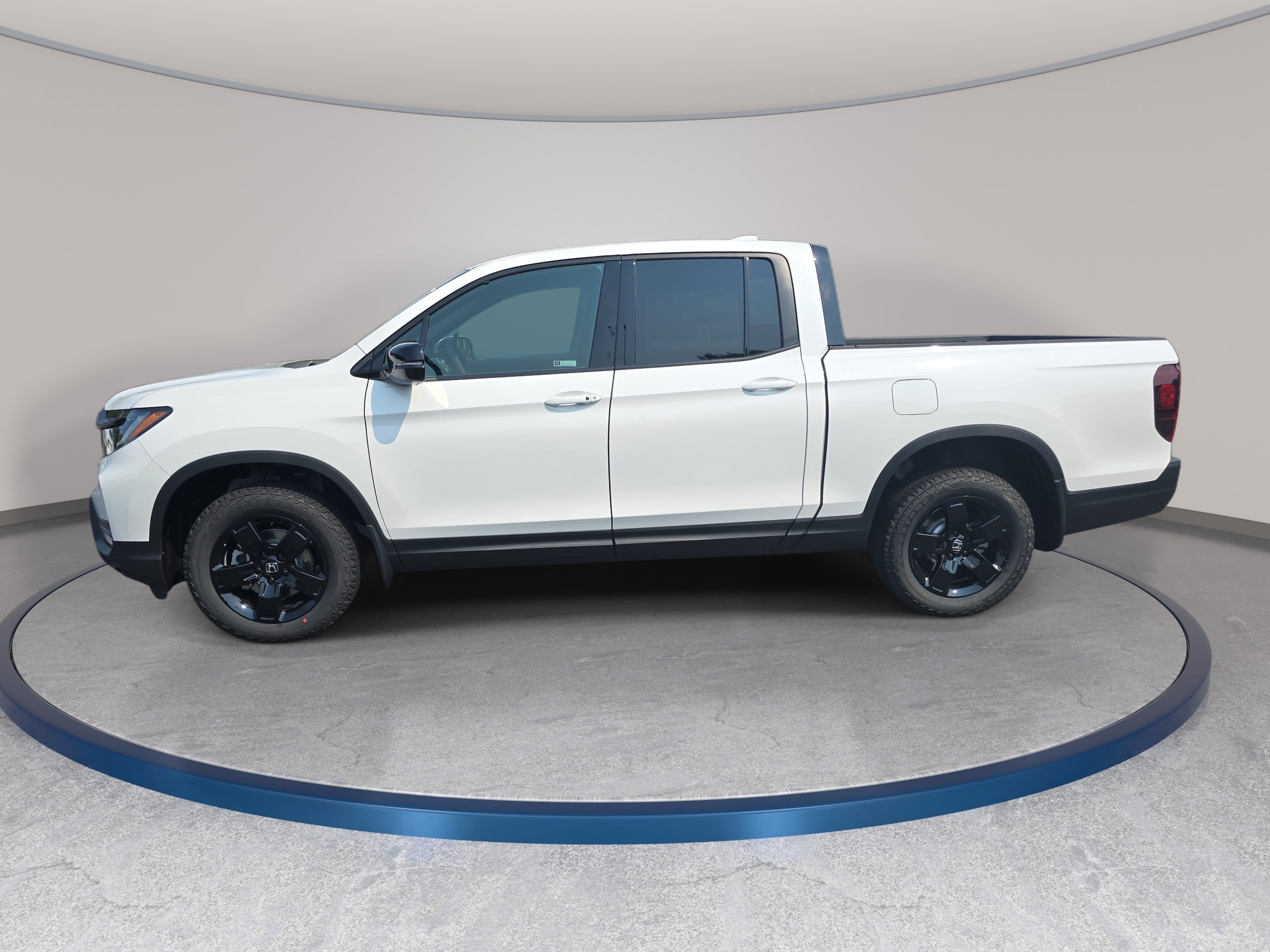 New 2026 Honda Ridgeline Black Edition image 8