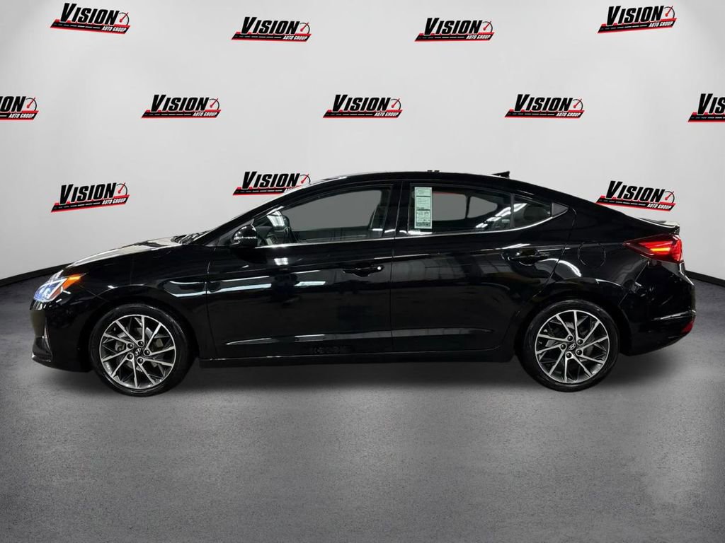 Used 2019 Hyundai Elantra Limited image 8