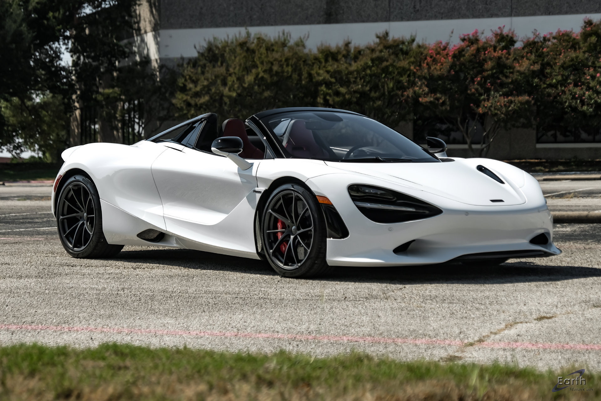 Used 2025 McLaren 750S Spider RWD image 35