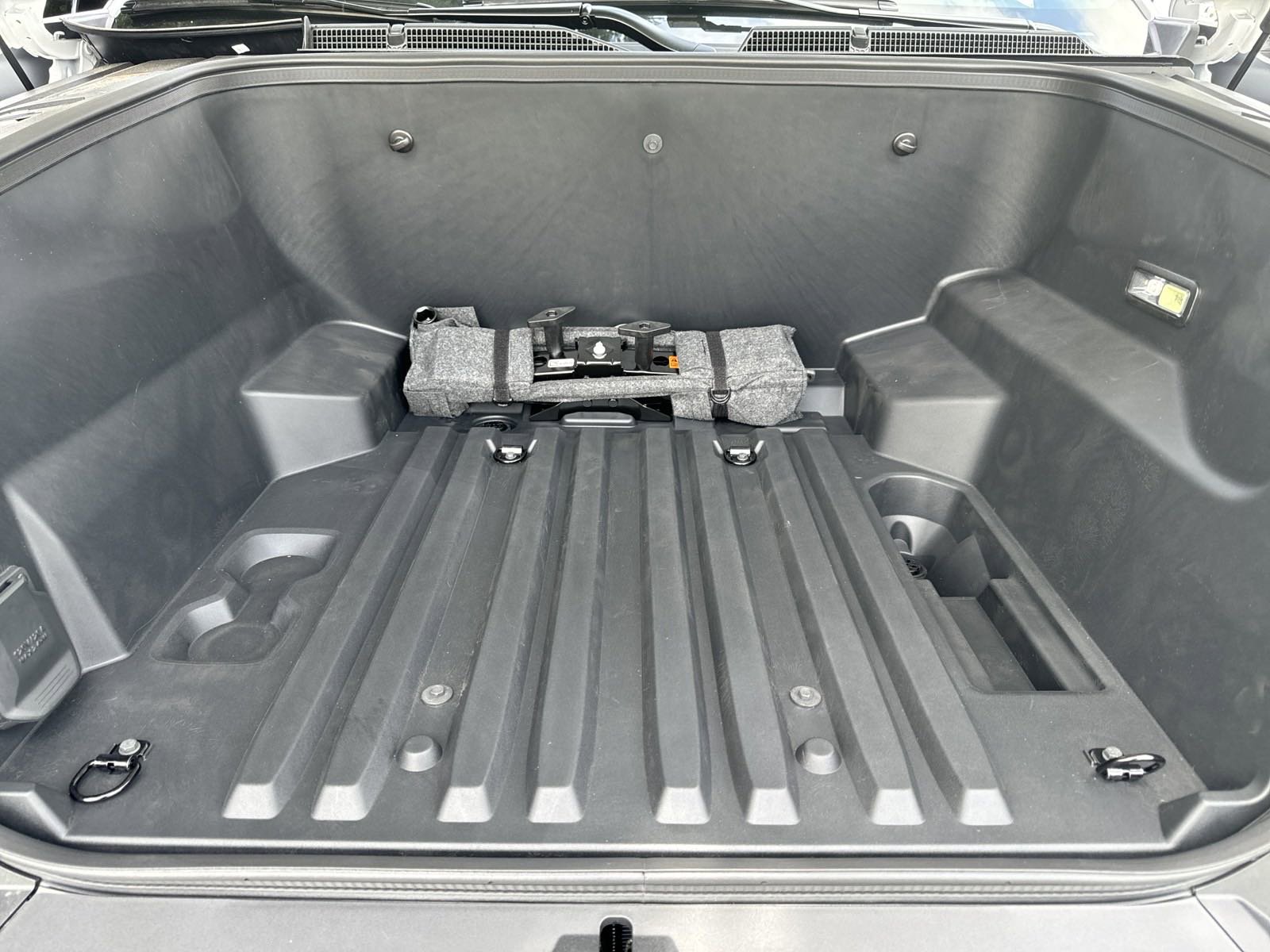 New 2024 Chevrolet Silverado EV W/T image 24