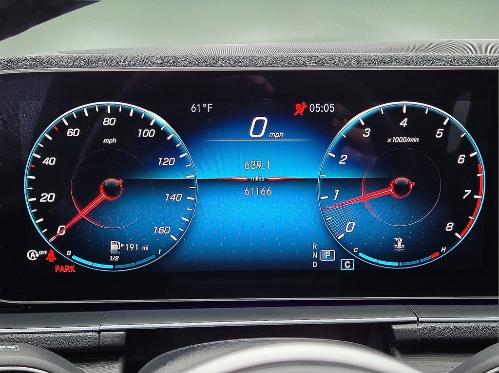 Used 2021 Mercedes-Benz GLE 350 4MATIC w/ Premium Package image 37