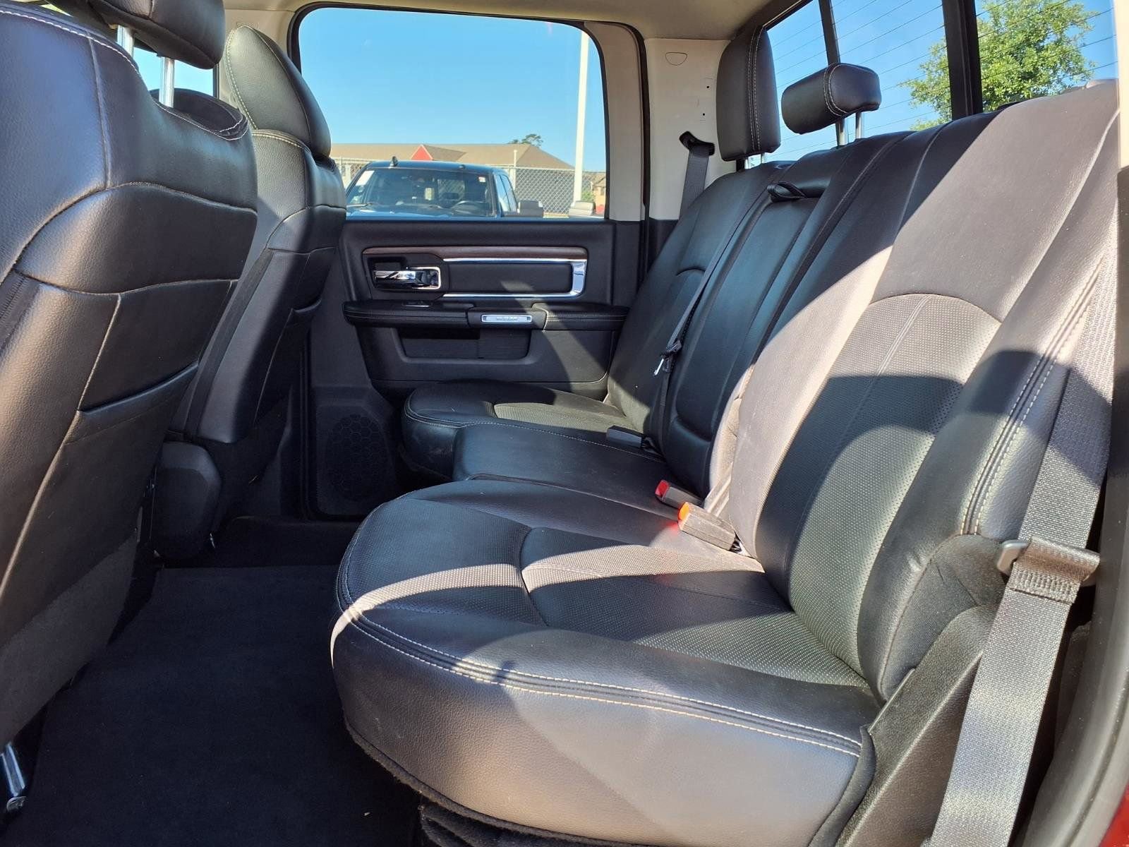 Used 2018 RAM 2500 Laramie w/ Convenience Group AWD/4WD image 19