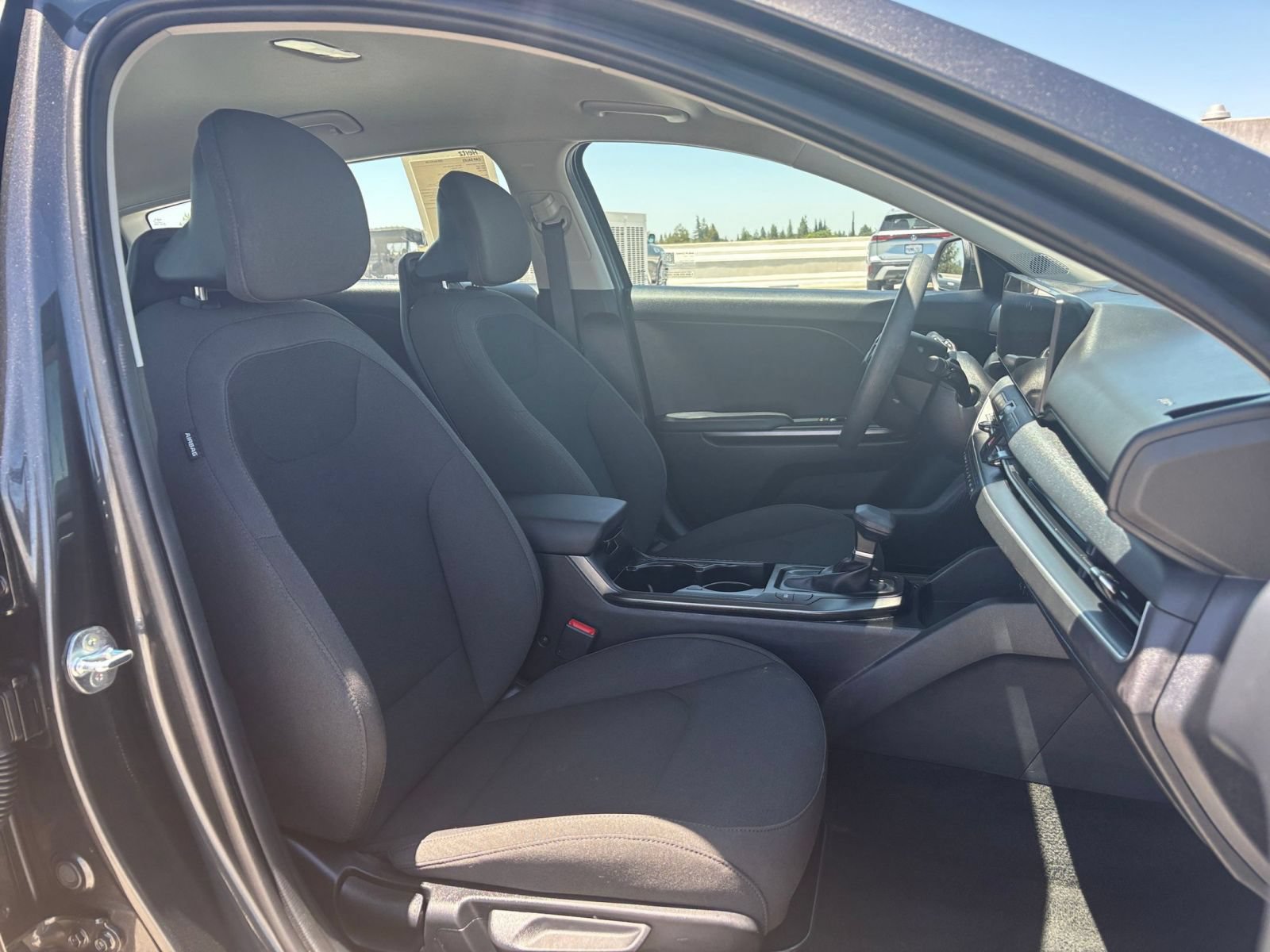 Used 2026 Kia K4 FWD image 35