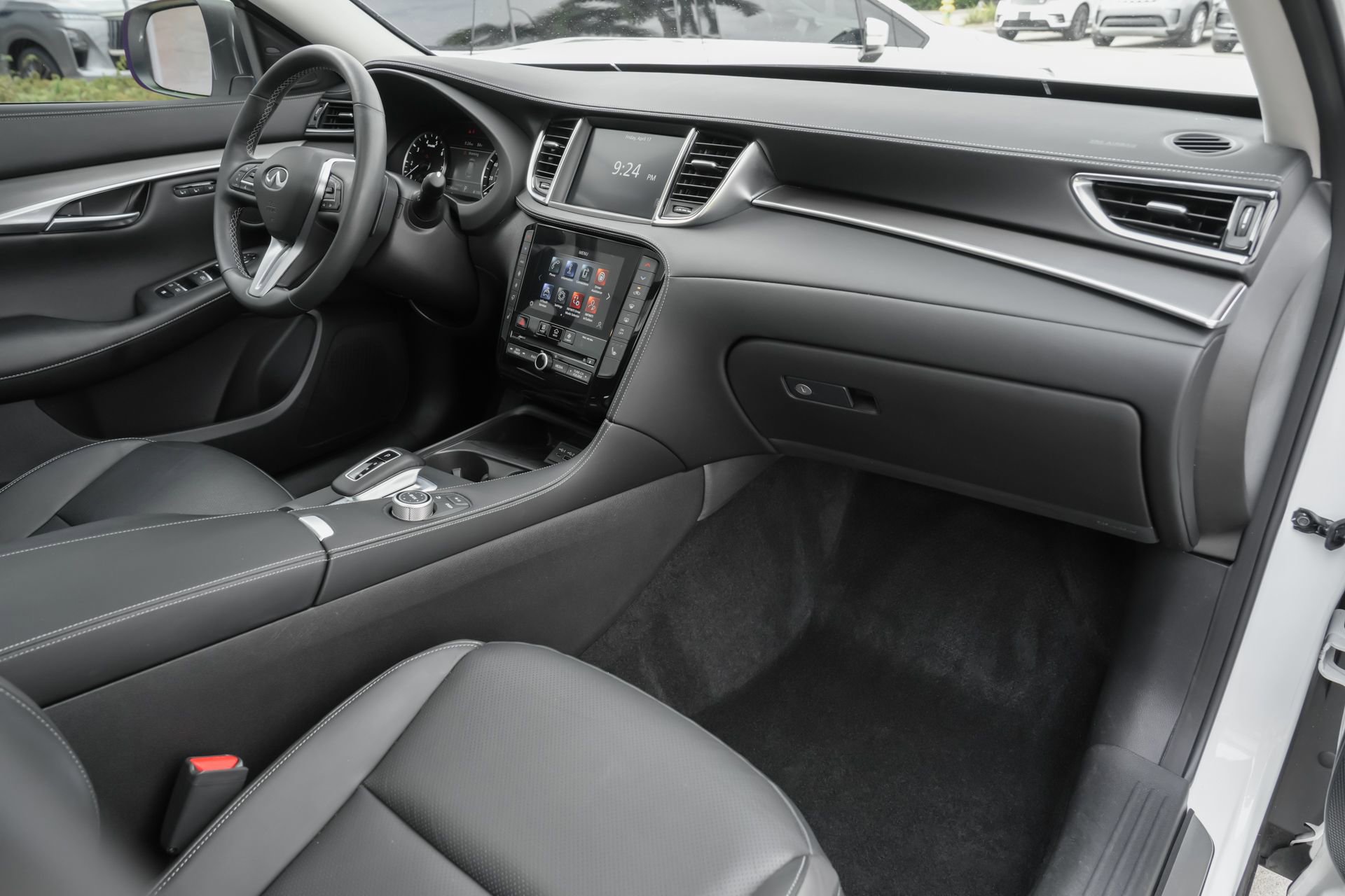 Certified 2023 INFINITI QX50 Luxe FWD image 38