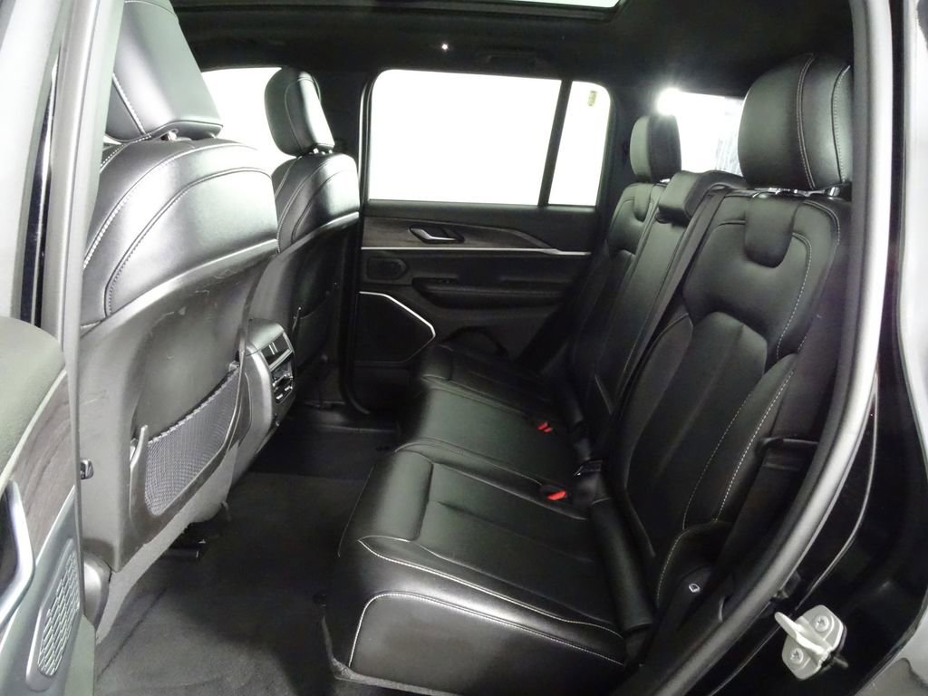 Used 2024 Jeep Grand Cherokee Limited 4xe image 14