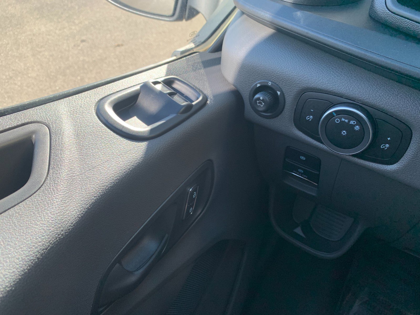 Used 2023 Ford Transit 350 XL RWD image 13