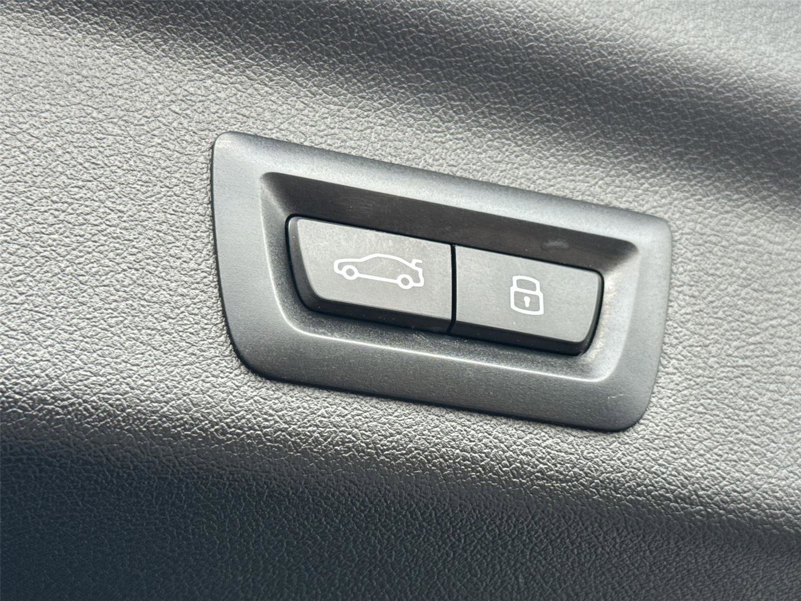 Used 2023 BMW X1 xDrive28i w/ Convenience Package image 15