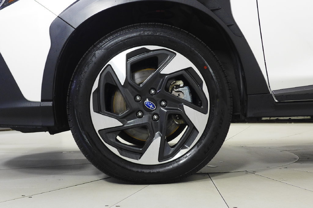 Certified 2024 Subaru Crosstrek 2.5i Limited w/ Crosstrek Mirror Package AWD/4WD image 5