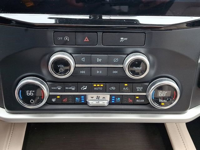 Used 2024 Ford Expedition Limited AWD/4WD image 19