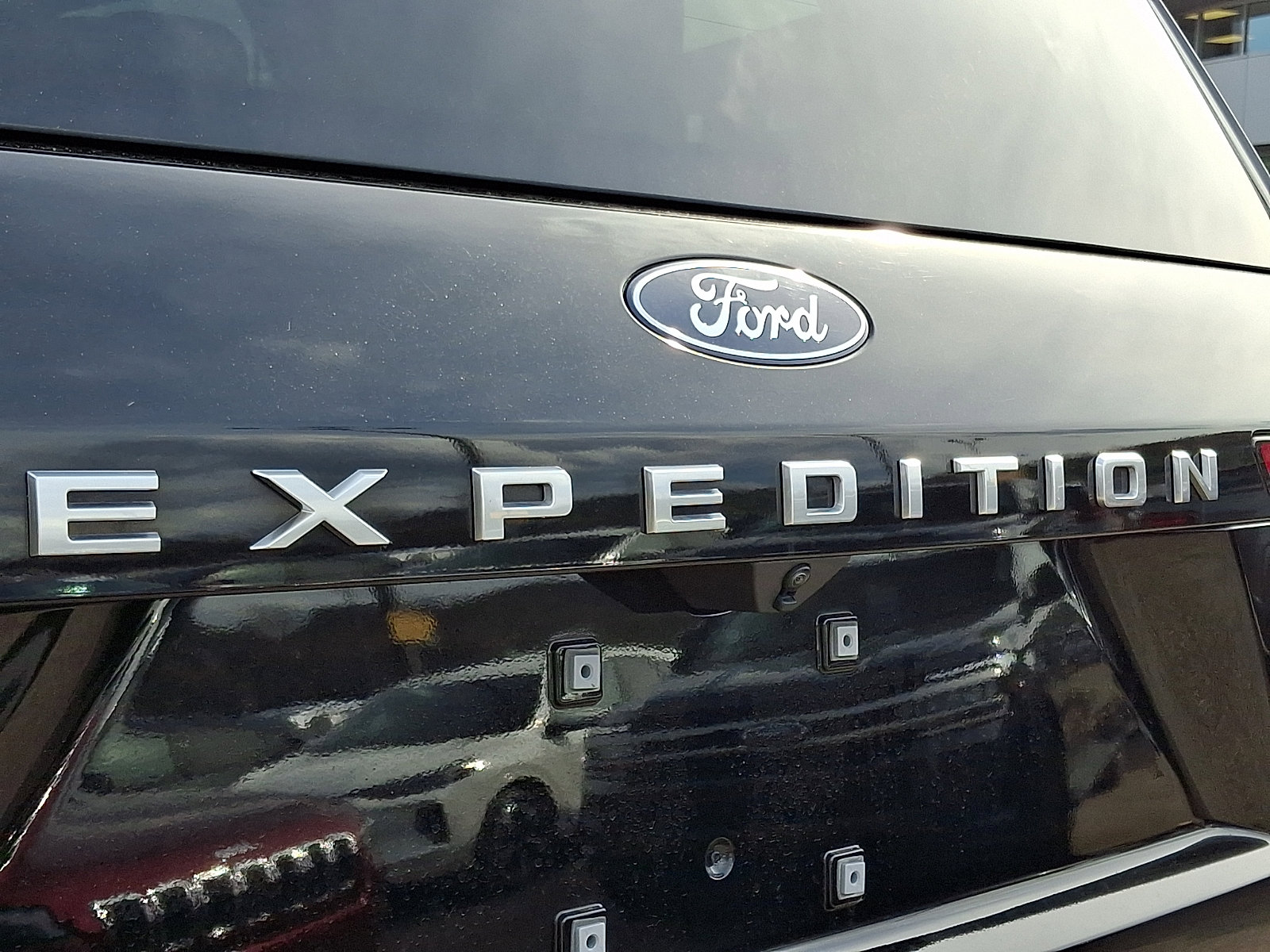 Used 2025 Ford Expedition Platinum w/ Driver's Package image 30