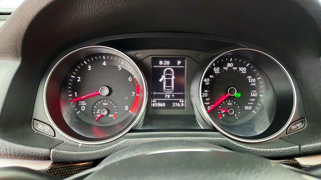 Used 2018 Volkswagen Passat 3.6 FWD image 14