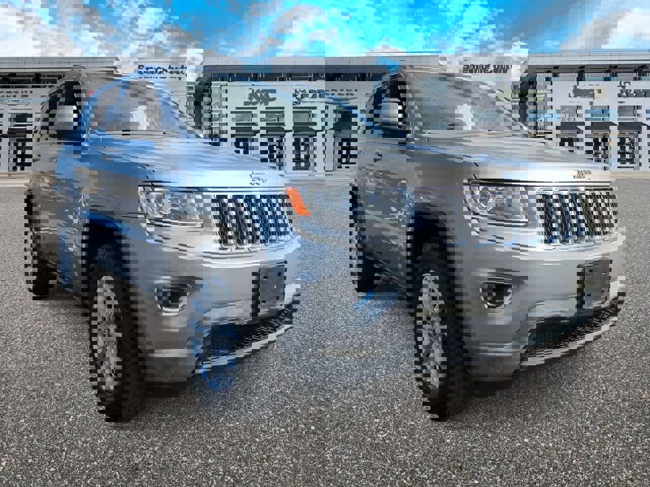 Used 2015 Jeep Grand Cherokee Laredo w/ Quick Order Package 23E image 2