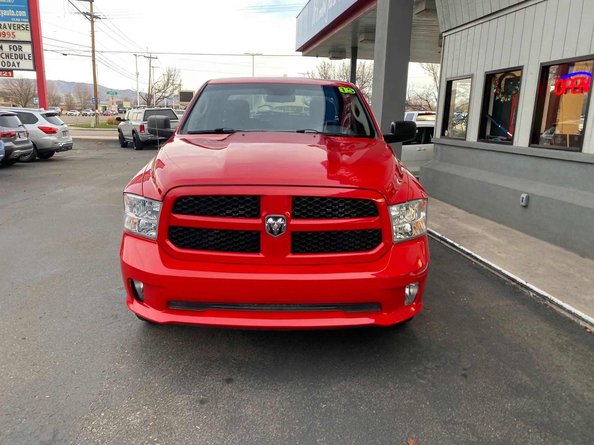 Used 2015 RAM 1500 Express image 3