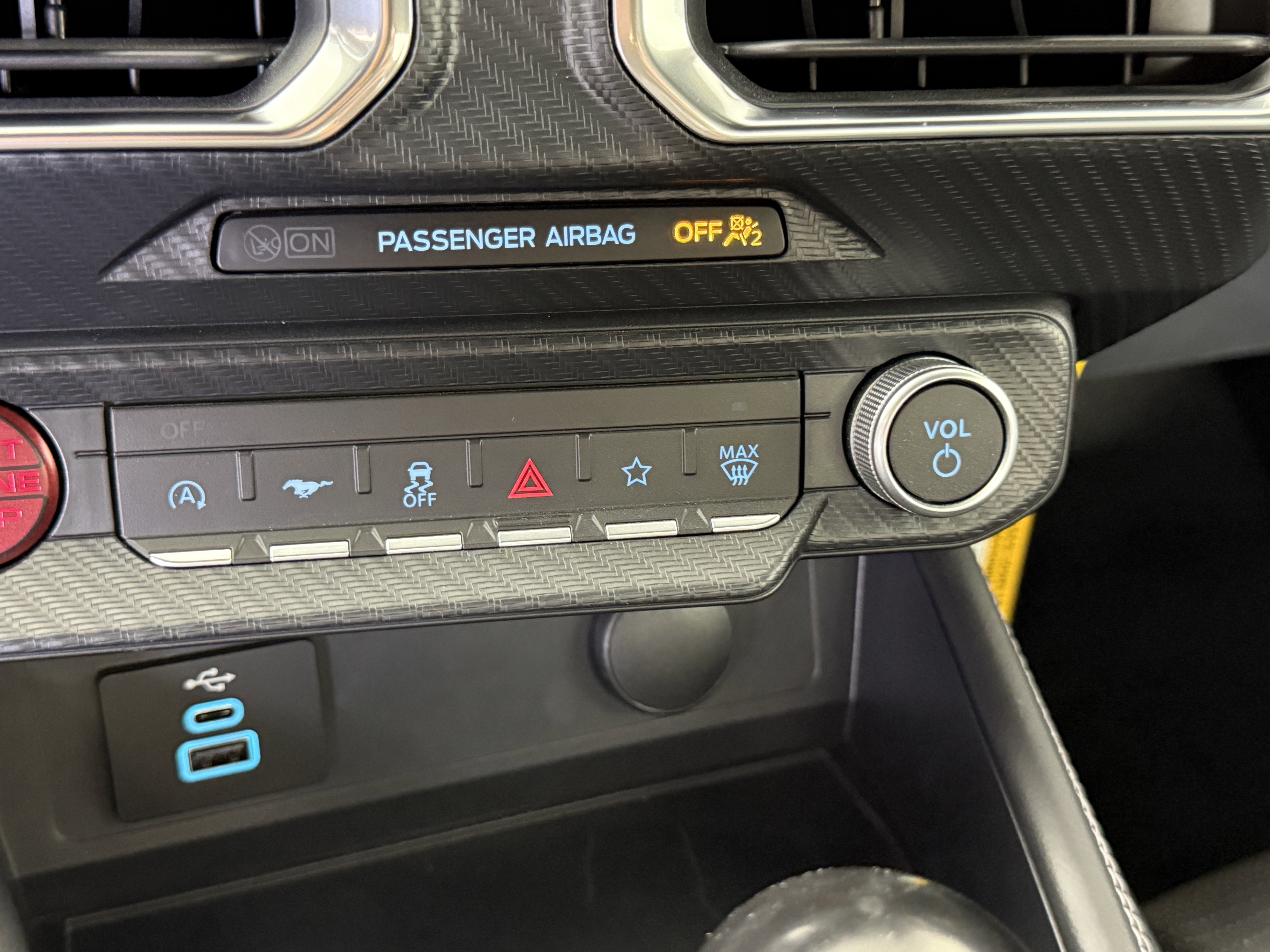 New 2025 Ford Mustang GT Premium w/ GT Performance Package image 25