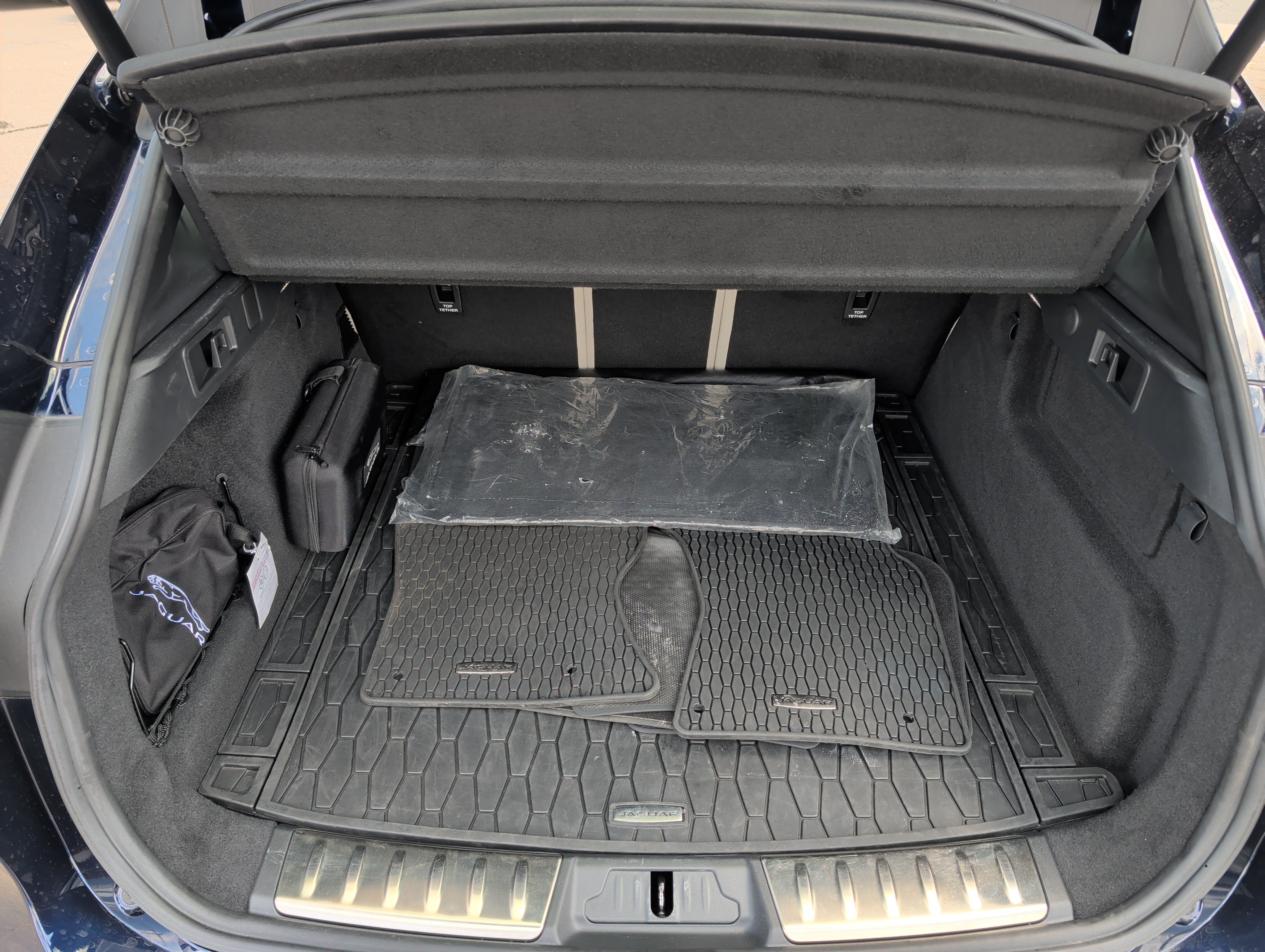 Certified 2022 Jaguar F-PACE S AWD/4WD image 24