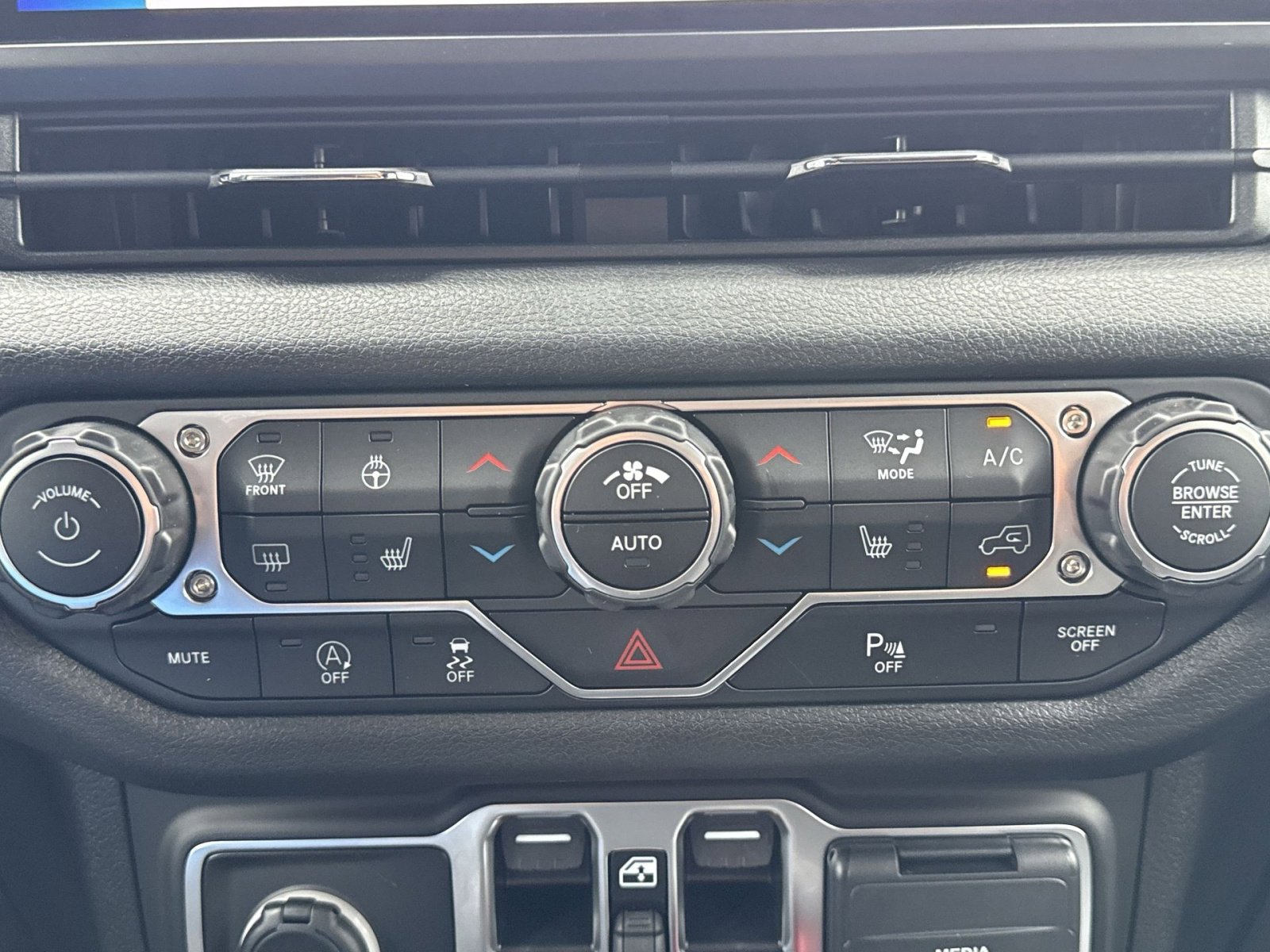 New 2025 Jeep Wrangler Willys image 21