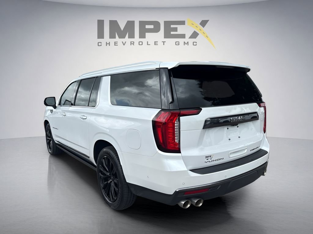 Used 2023 GMC Yukon XL Denali Ultimate w/ LPO, Floor Liner Package AWD/4WD image 3