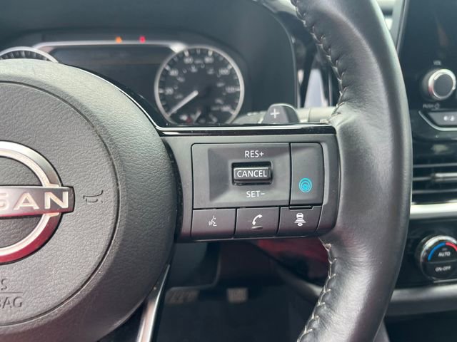 Used 2022 Nissan Pathfinder SV image 17