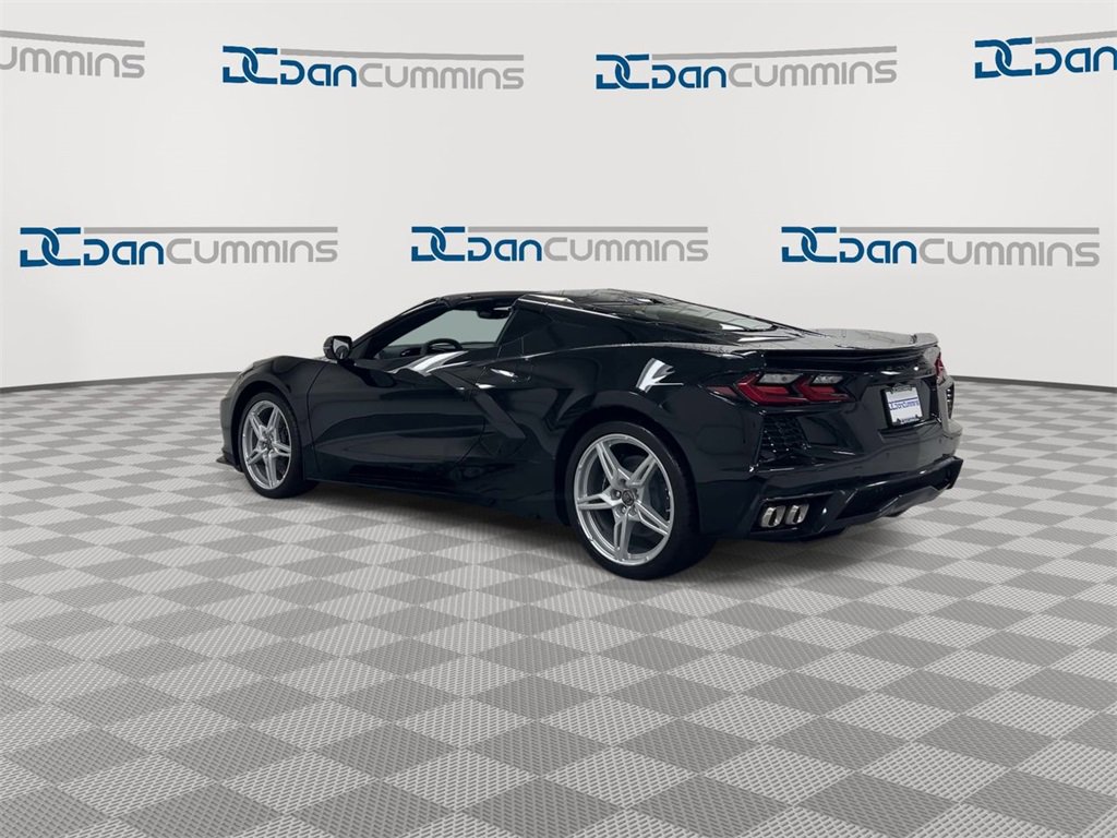 Used 2025 Chevrolet Corvette Stingray Coupe w/ 1LT image 6