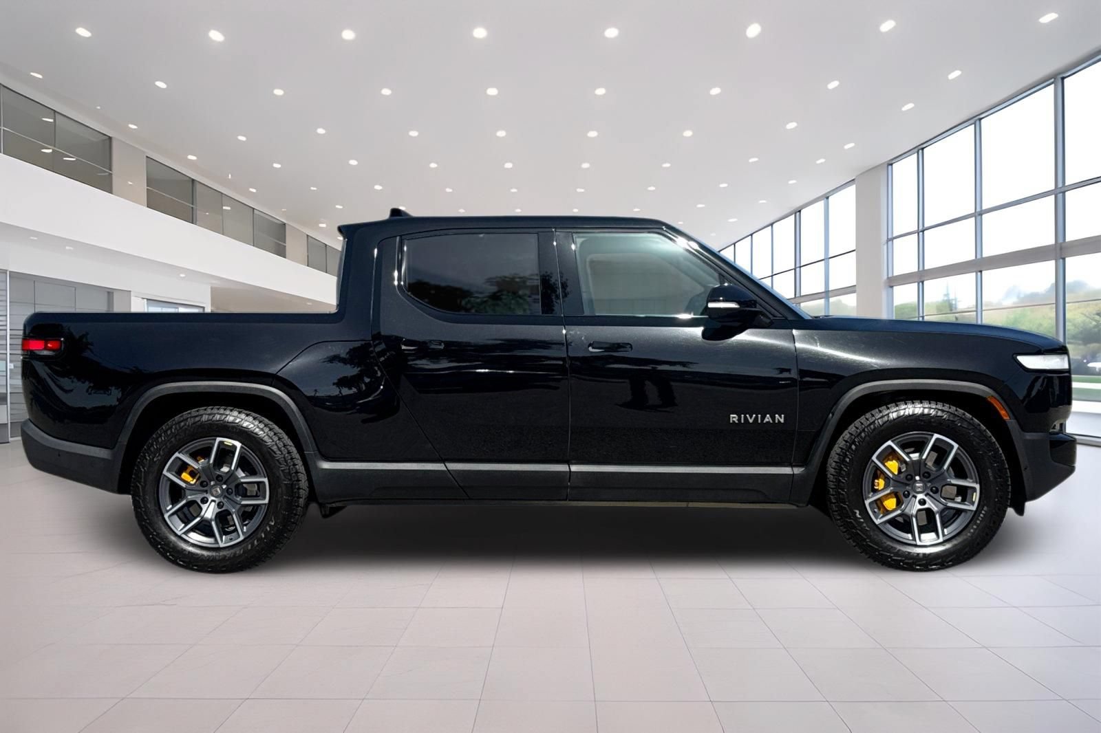 Used 2022 Rivian R1T Adventure Quad AWD/4WD image 3