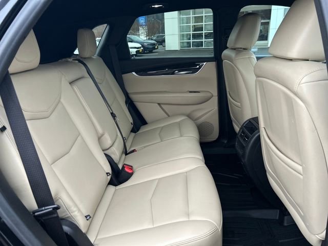 Used 2018 Cadillac XT5 FWD image 12