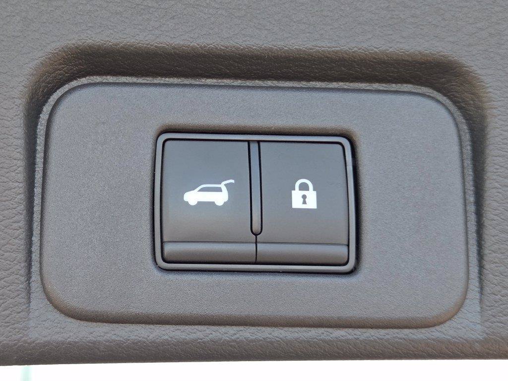 Certified 2024 Nissan Rogue SV AWD/4WD image 15