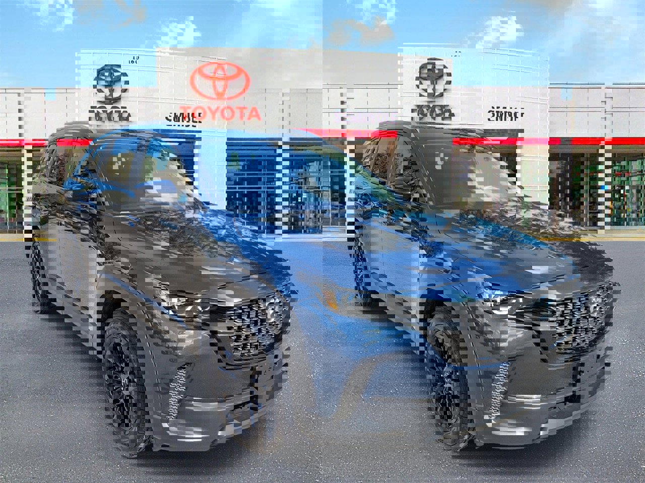 Used 2025 MAZDA CX-50 AWD 2.5 S w/ Premium Package image 2