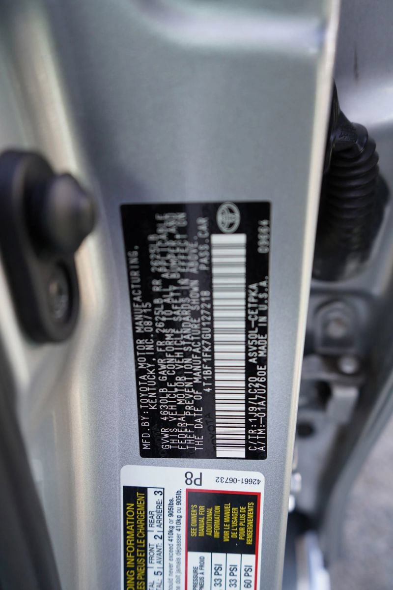 Used 2016 Toyota Camry XSE FWD image 9