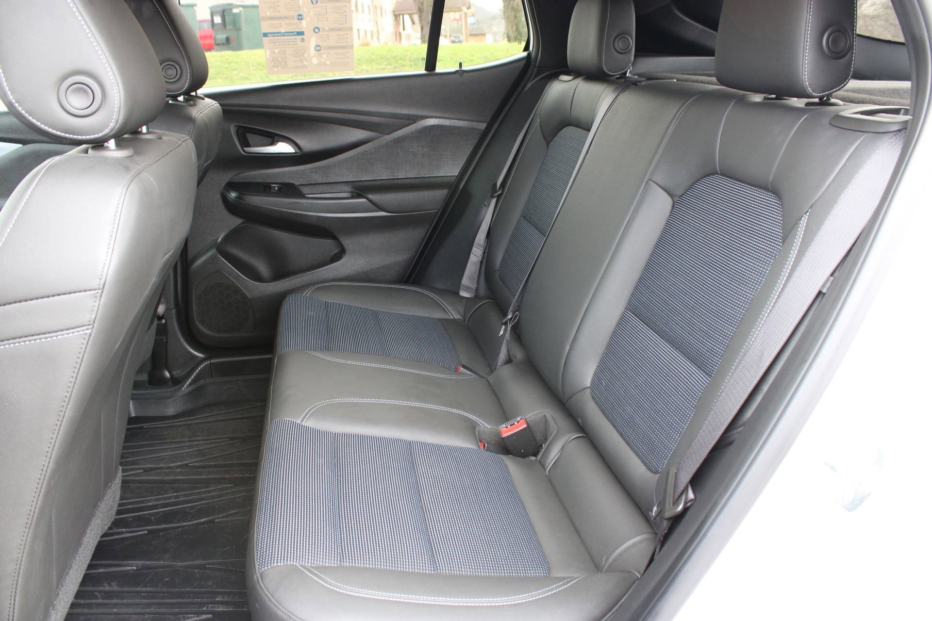 Used 2024 Buick Envista Preferred w/ Convenience I Package image 17