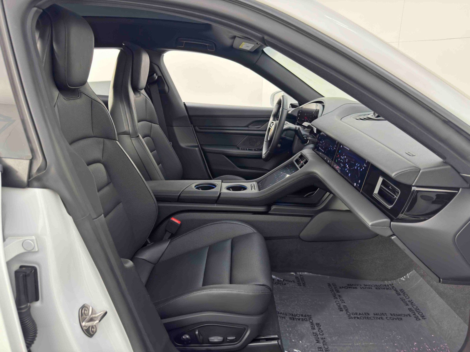 Used 2024 Porsche Taycan 4 Cross Turismo w/ Premium Package AWD/4WD image 16