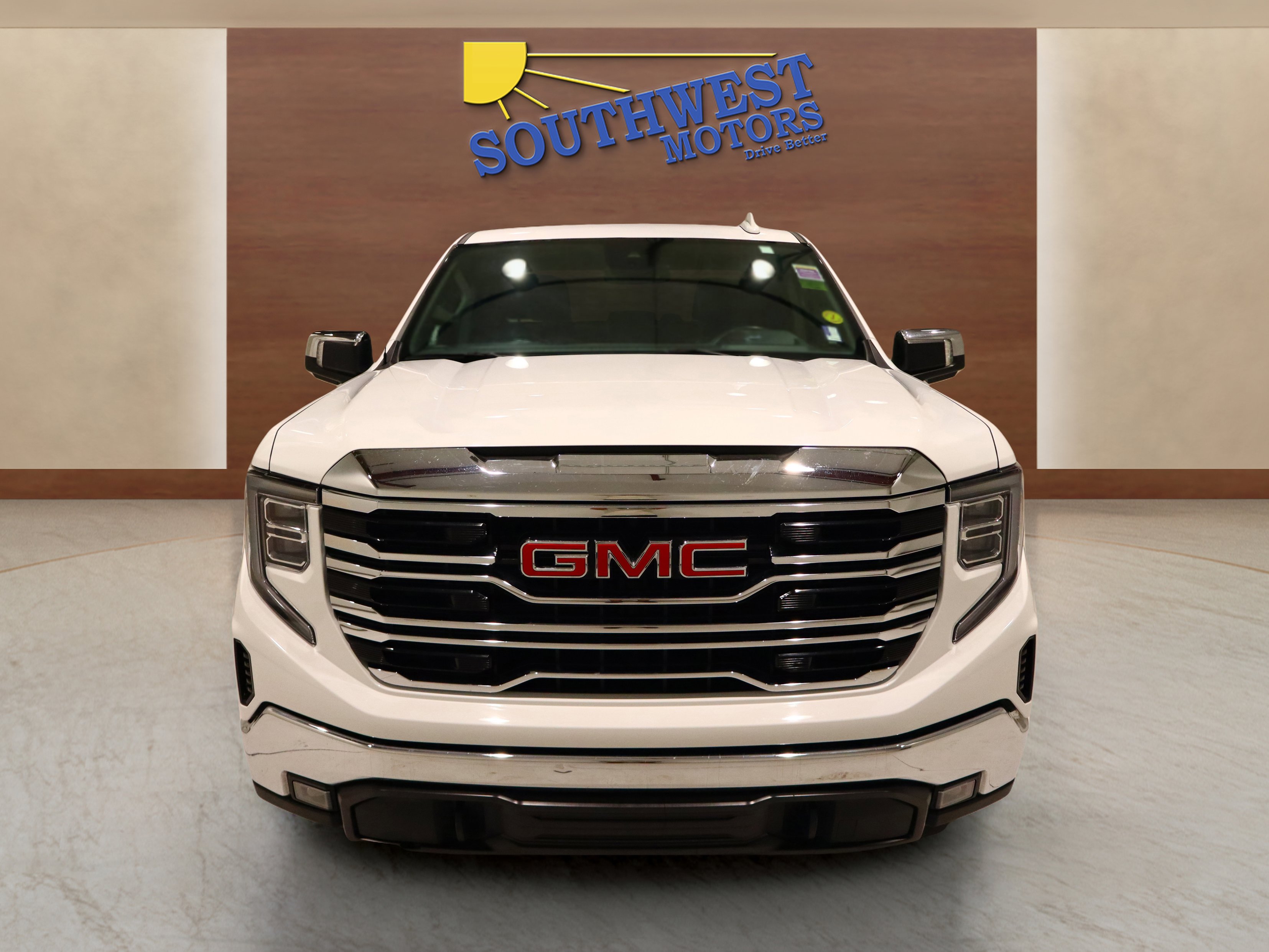 Used 2024 GMC Sierra 1500 SLT image 6