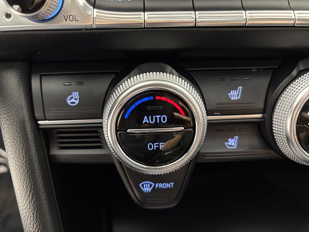 Used 2019 Genesis G70 2.0T Advanced w/ Elite Package image 37