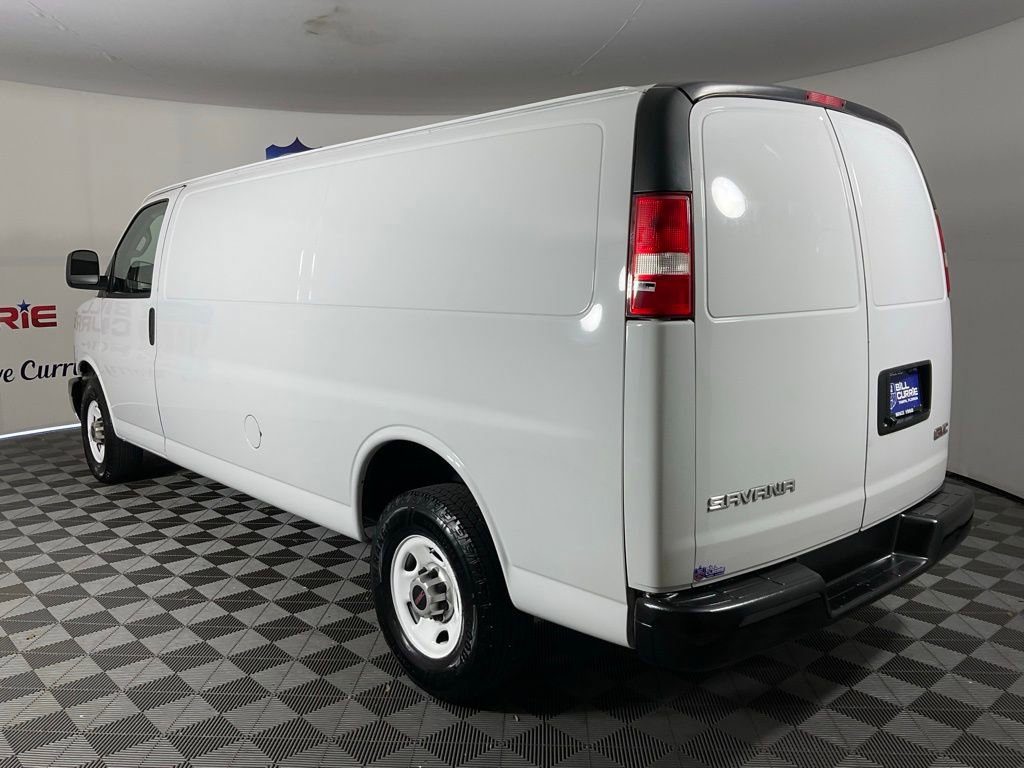 Used 2021 GMC Savana 2500 Extended RWD image 5