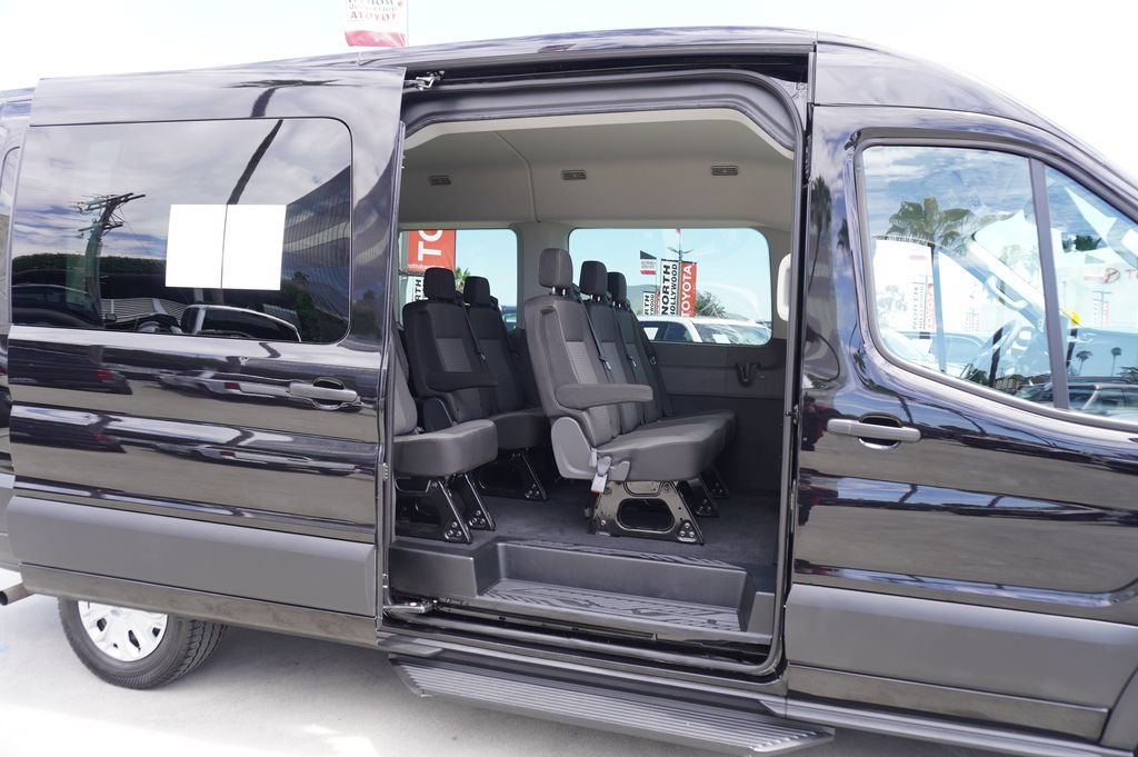 Used 2025 Ford Transit 350 XLT RWD image 12