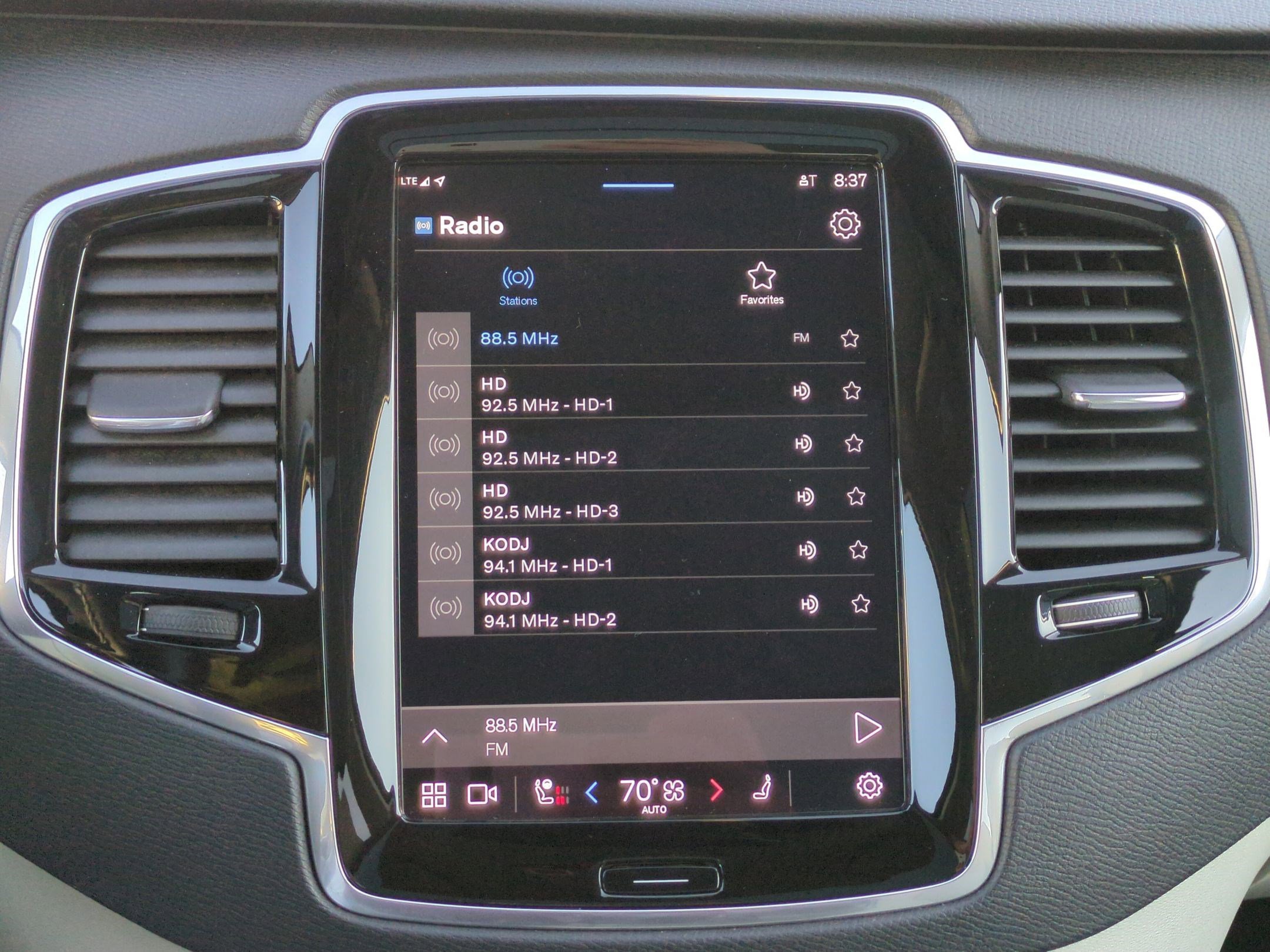 Used 2023 Volvo XC90 B5 Plus w/ Protection Package Premier image 22