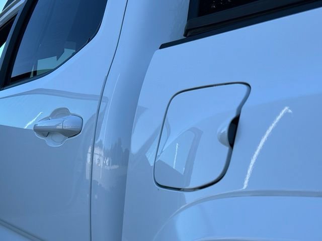 Certified 2023 Toyota Tacoma TRD Sport AWD/4WD image 23